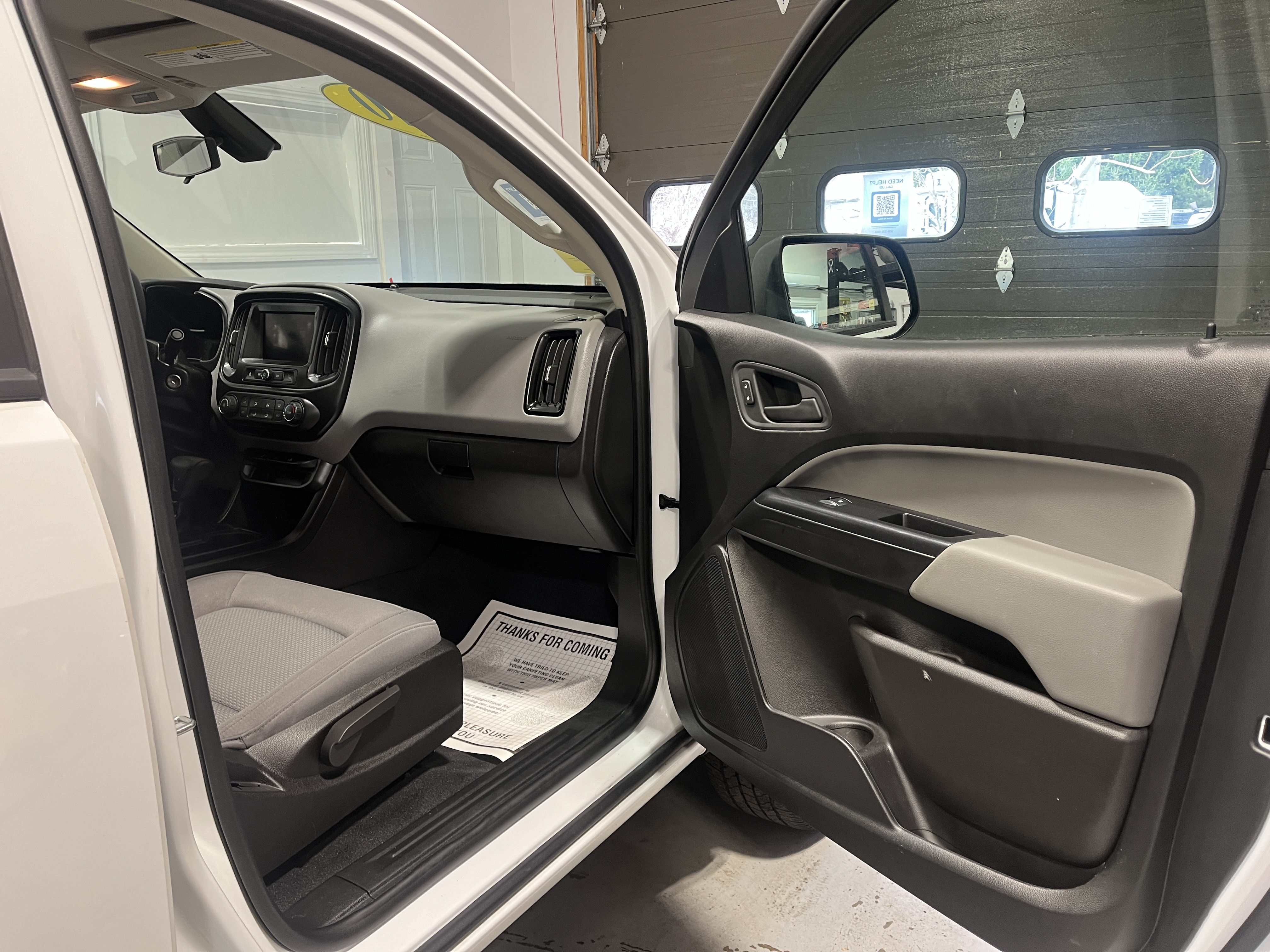 2020 Chevrolet Colorado Work Truck - Photo 31