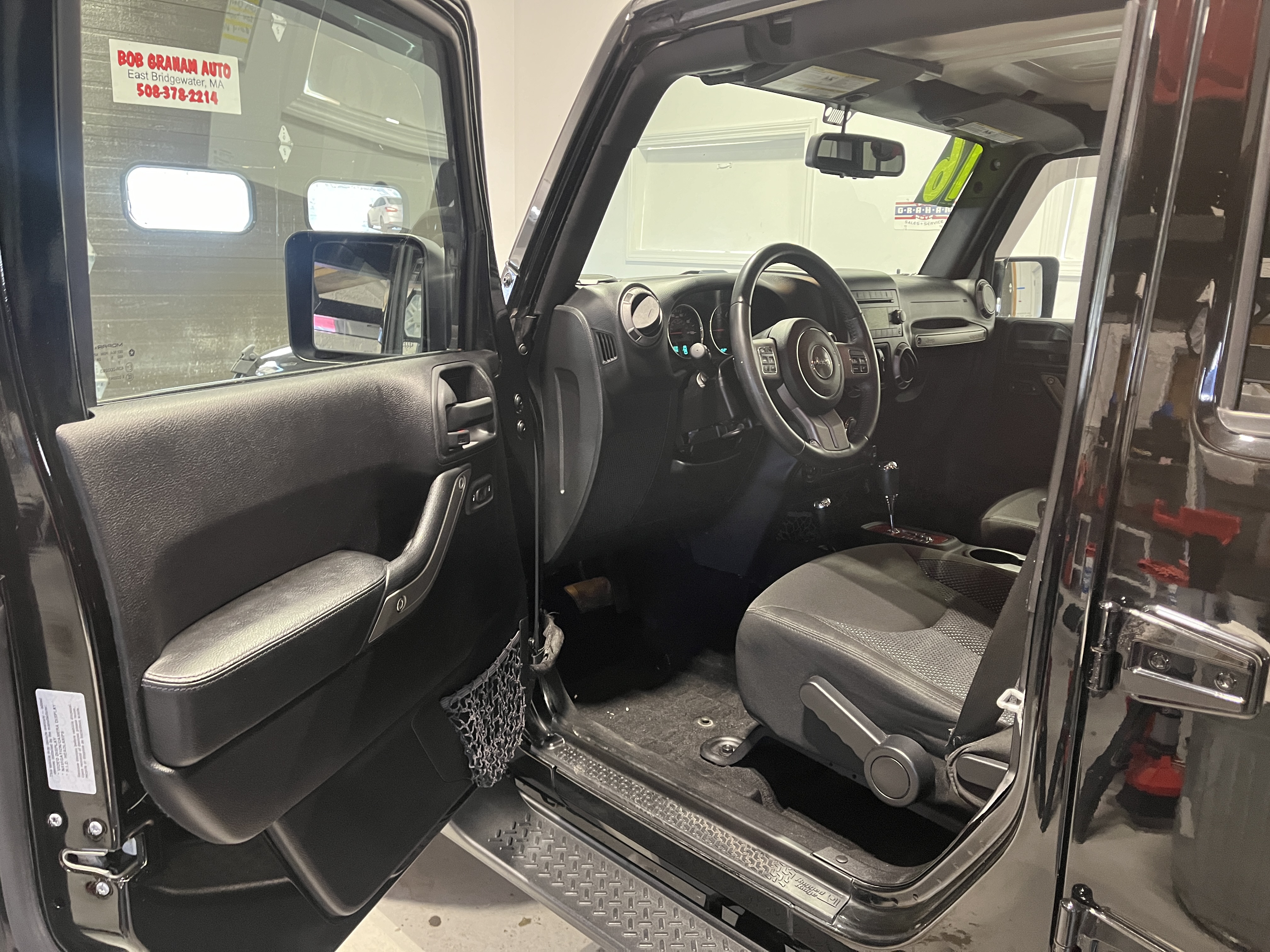 2016 Jeep Wrangler Unlimited Black Bear - Photo 21