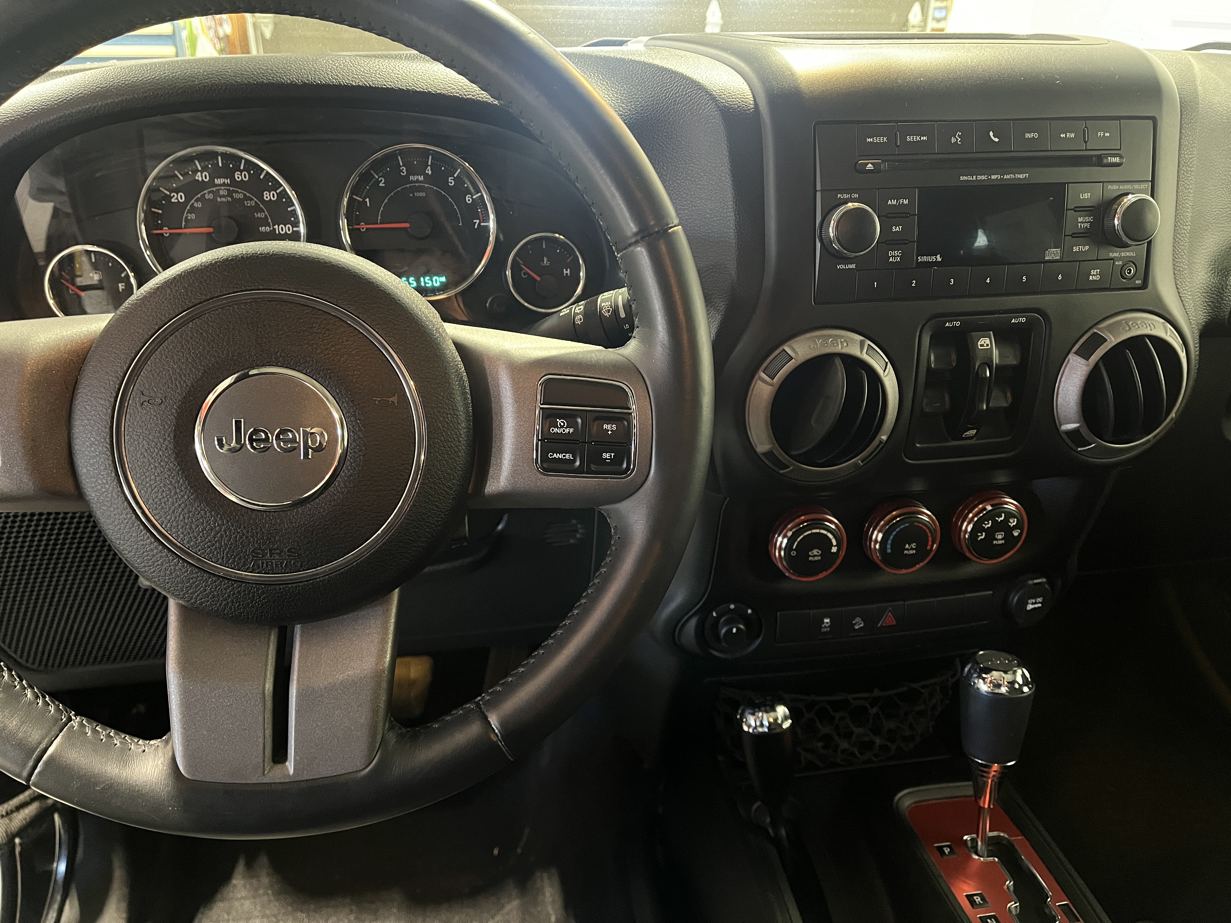 2016 Jeep Wrangler Unlimited Black Bear - Photo 23
