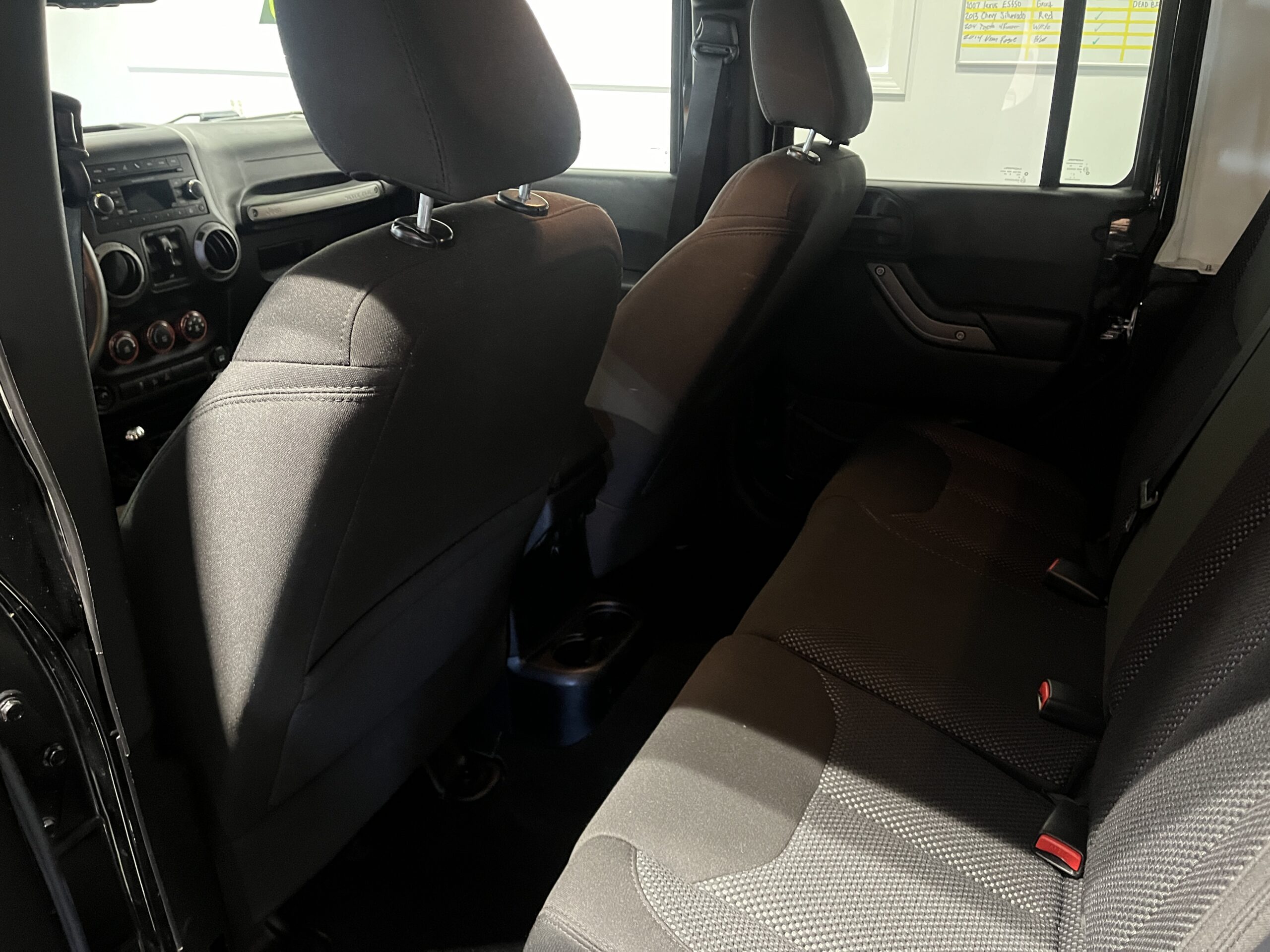 2016 Jeep Wrangler Unlimited Black Bear - Photo 7