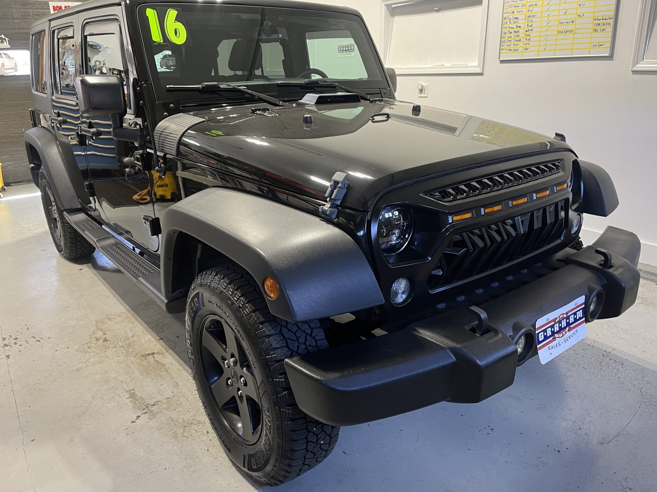 2016 Jeep Wrangler Unlimited Black Bear - Photo 19