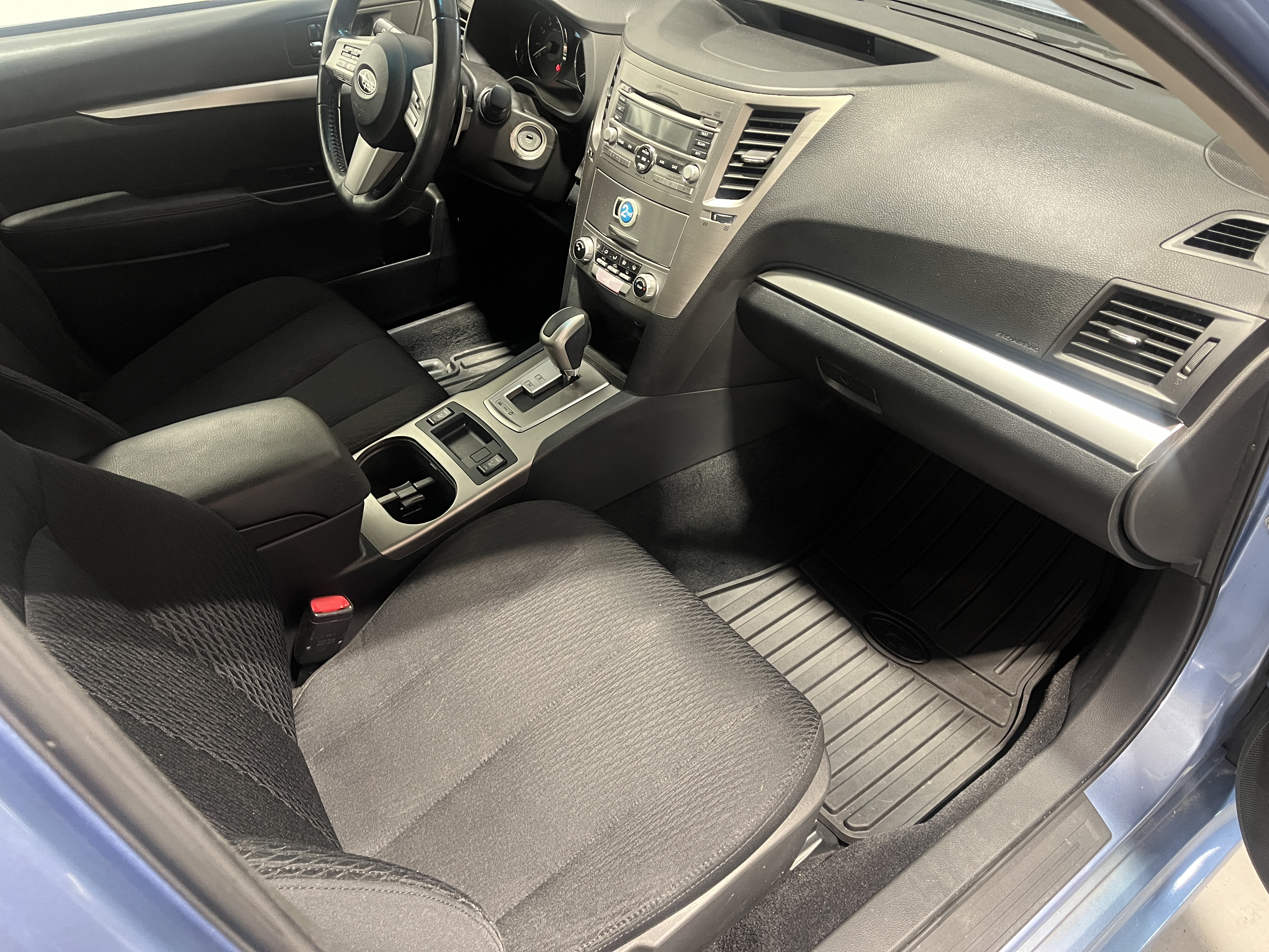 2010 Subaru Legacy I Premium - Photo 36