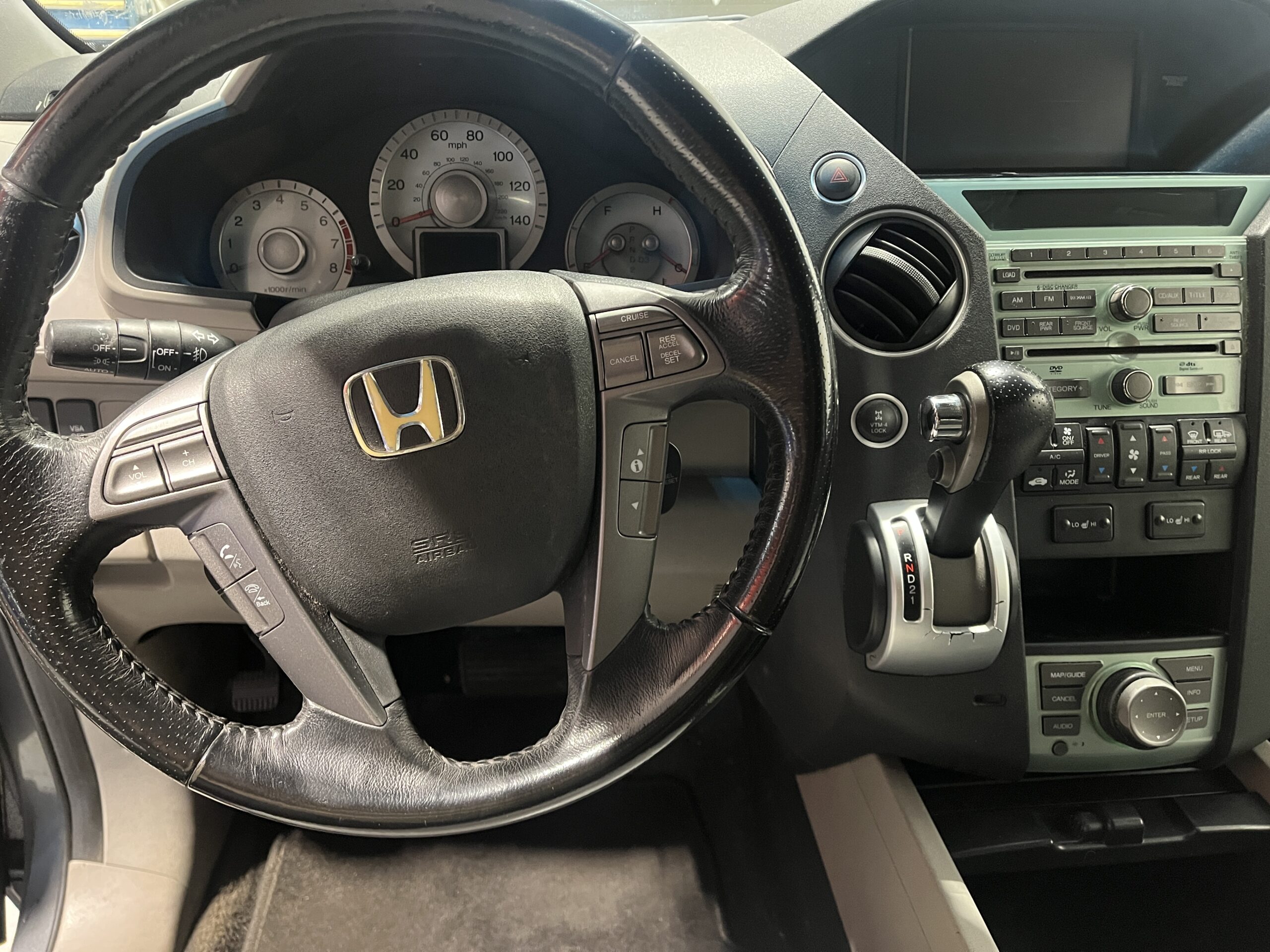2010 Honda Pilot Touring - Photo 8