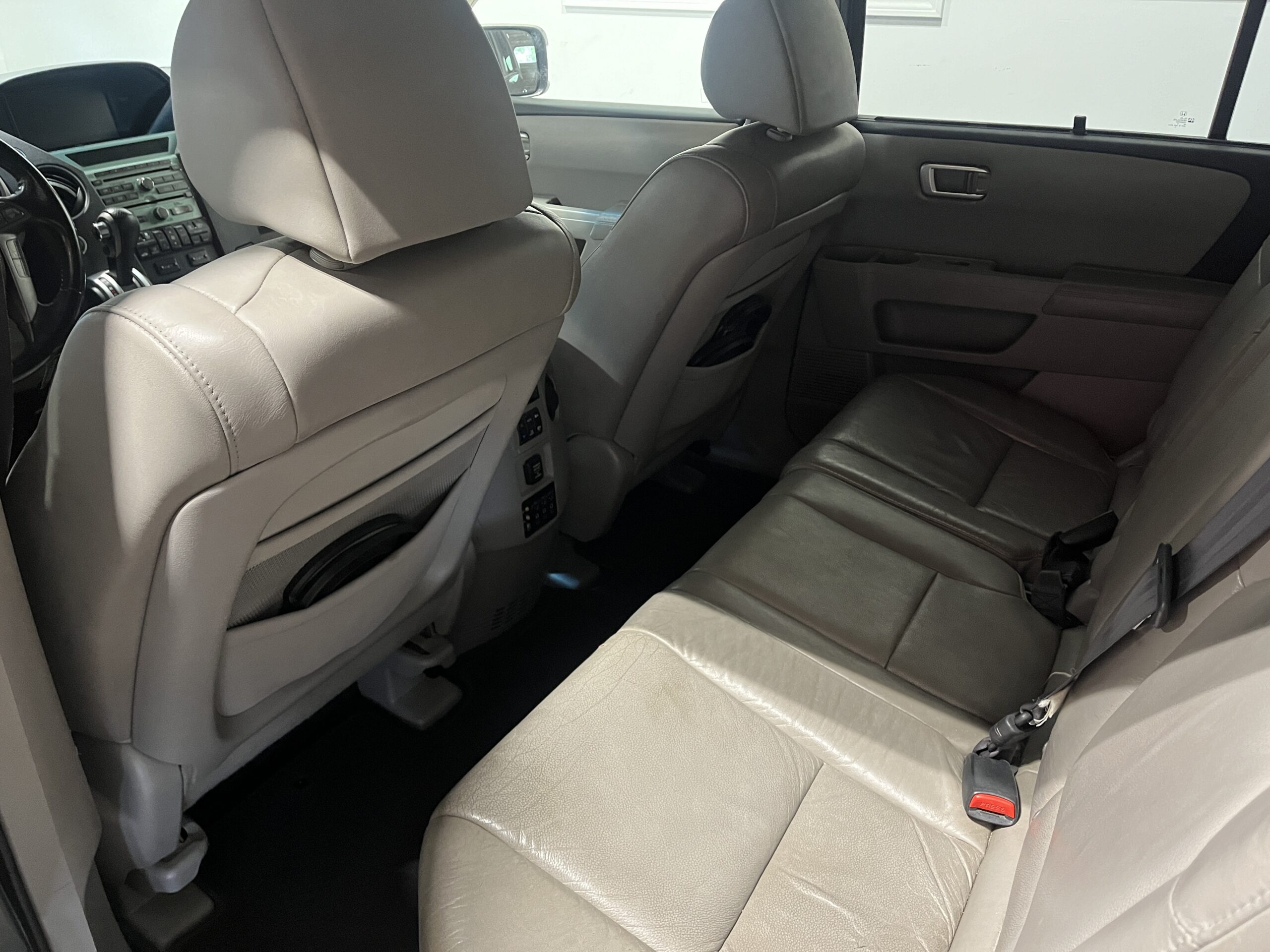 2010 Honda Pilot Touring - Photo 10