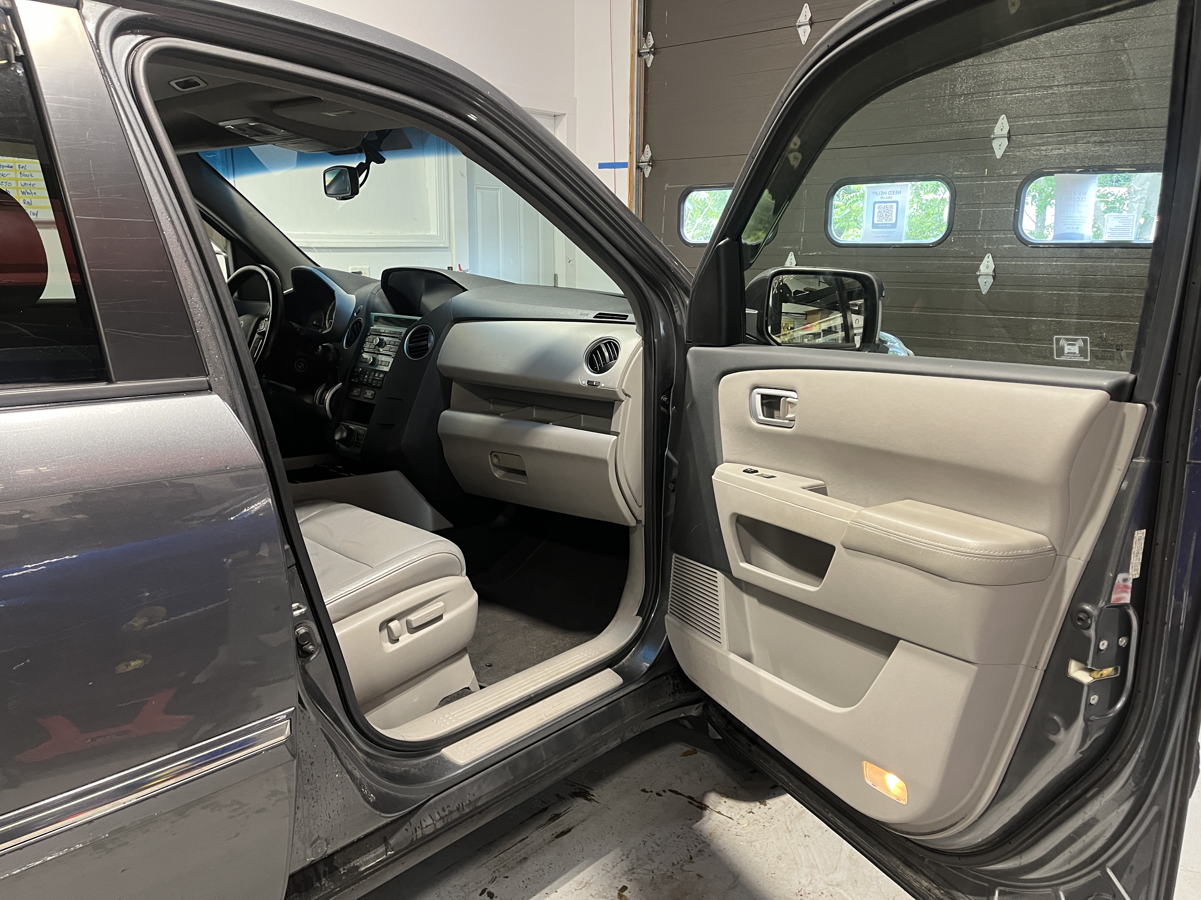 2010 Honda Pilot Touring - Photo 25